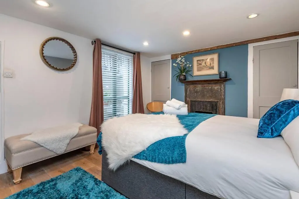 Stylish London Townhouse, Perfect For Large Groups, Convenient Public Transport Links, Close To Tower Bridge And London Liverpool Street United Kingdom
