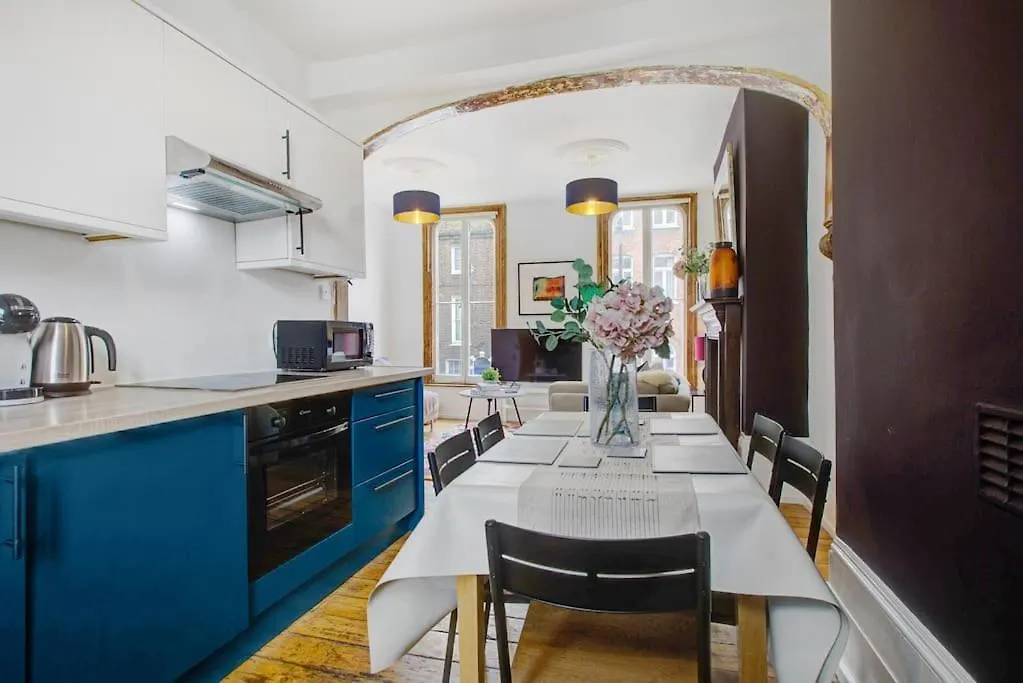 Apartment Stylish London Townhouse, Perfect For Large Groups, Convenient Public Transport Links, Close To Tower Bridge And London Liverpool Street